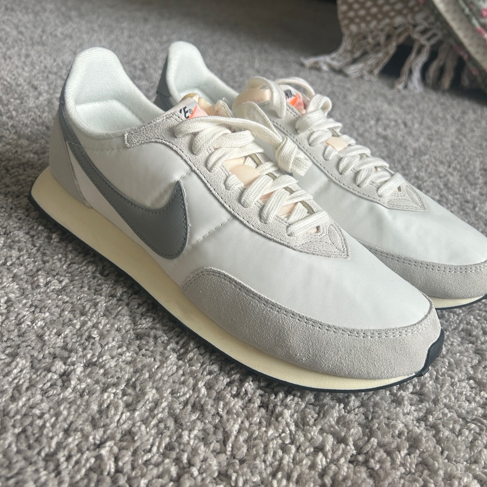 Men’s Nike casual sneaker
